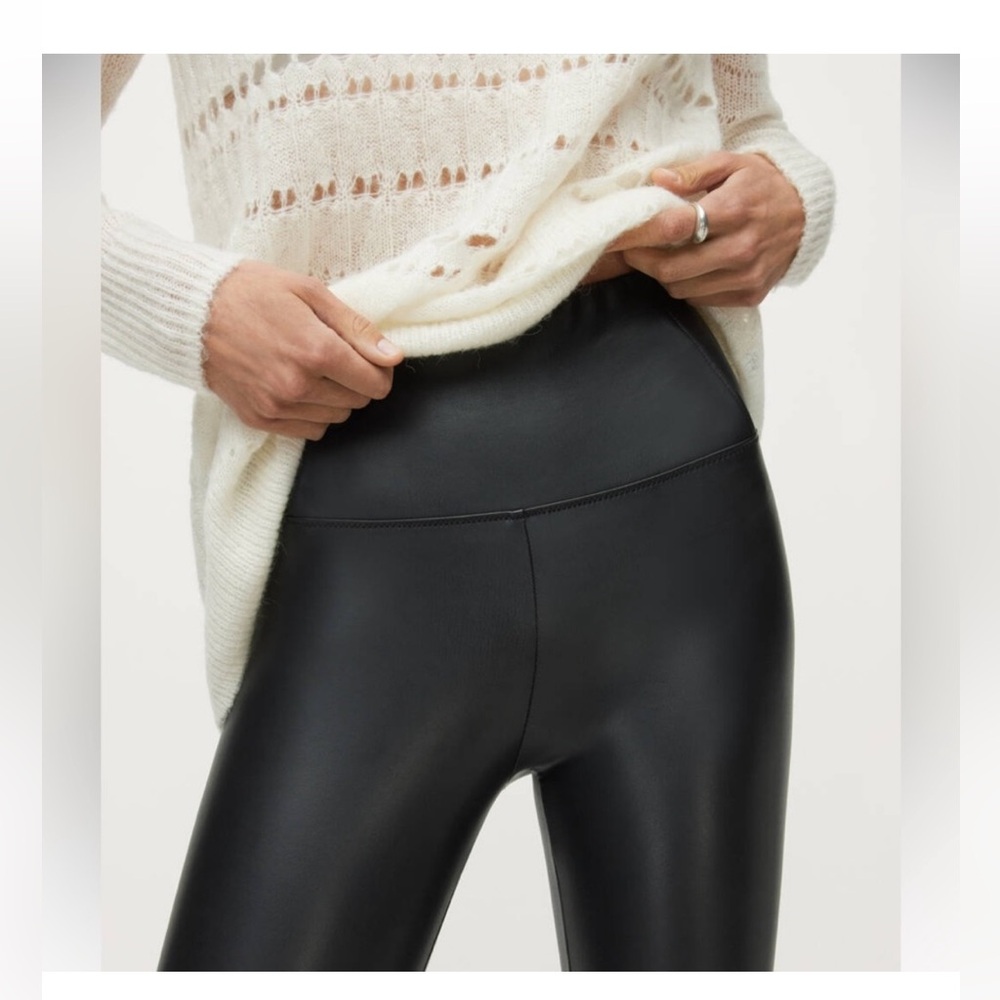 L’AGANCE NWOT  french leather pants fit more like a legging, side zipper